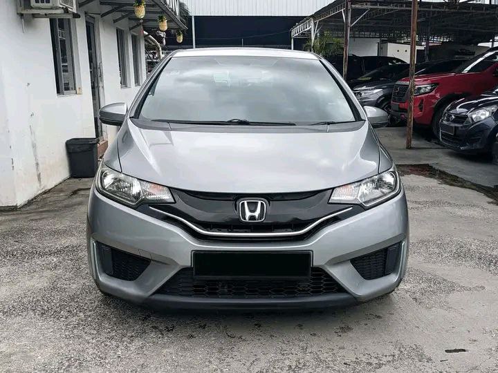 HONDA JAZZ SEDAN